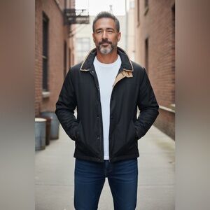 Ashworth men's vintage windbreaker jacket. Size medium